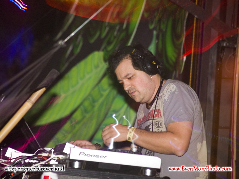 foreverland_evenmorephoto_059